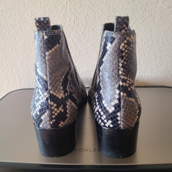 Marc Fisher LTD Yale snakeskin booties size 7.5 - Picture 4 of 7